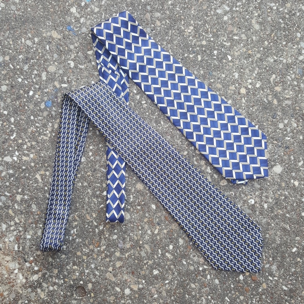 2 Fratello Hand Made Neck Ties Blue Gold Pattern